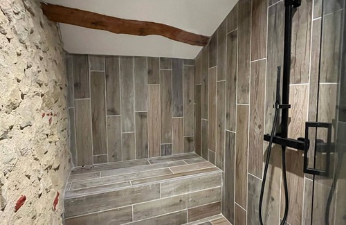 Vic-Fezensac Bed & Breakfast | Domaine de Pourrouquet - Chalet room