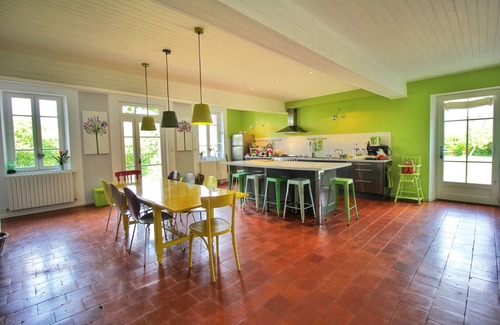 Cintegabelle House | Domaine de Quintalone view of the Pyrenees, south of Toulouse