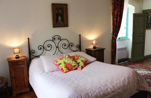 Syam House | Domaine De Syam - Gîtes, Chambres d'hôtes & Cabanes