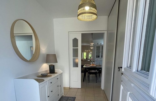 Lannemaignan Apartment | Domaine De Vibois - Ground floor apartment between vineyards, woods and swimming pool