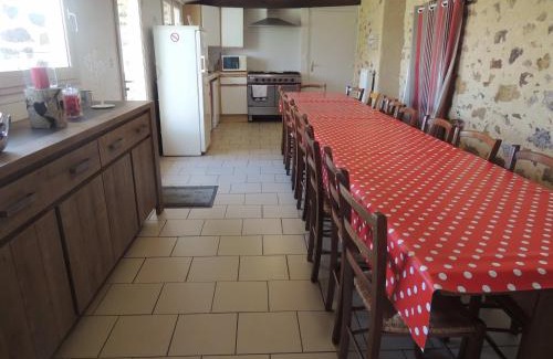 Villiers-Charlemagne House | Domaine Des Mille Oiseaux