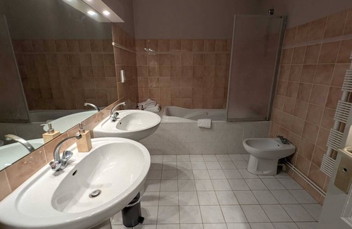 Cubry Hotel | Domaine du Château de Bournel