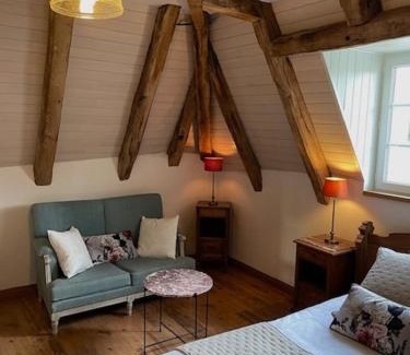 Camps-Saint-Mathurin-Leobazel House | Domaine du Vidal