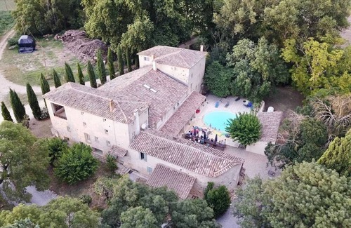 Sainte-Anastasie House | Domaine Privé Le Moulin Neuf Uzés 40 people 2 swimming pools Enclosed park. tennis court
