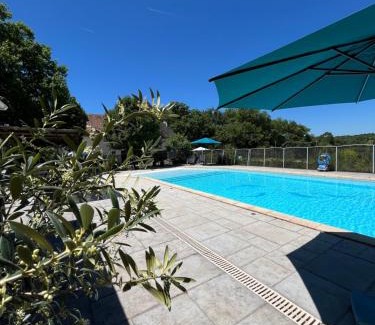 Gourdon Bed & Breakfast | Domaine Rossignol Tournesol