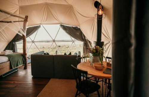 Yarmouth Apartment | Dome Meadow 1 with Log Burning Tub At Tapnell Farm