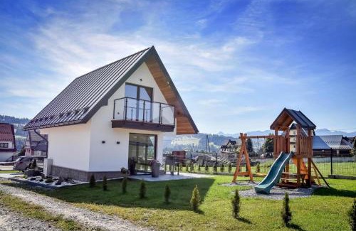 Banska Wyzna Ski Chalet | Domek Jaroszówka z widokiem na góry