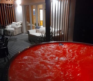 Suleczyno House | ,Domek Na Skarpie' z Balią i basenem letnim