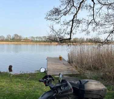 Swietajno Villa | Domek nad stawem