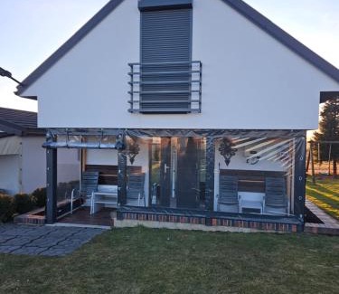 Chyzne Villa | Domek rodzinny