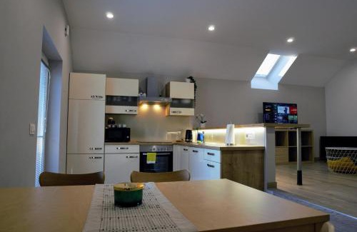 Kranj Apartment | Domen's cozy rentals