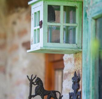 Cloasterf House | Dominic Boutique - Atelier