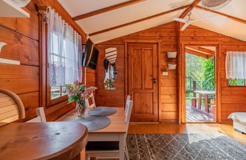 Dabki Cabin | Domki Letniskowe Wiktoria