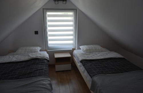 Olszanica Apartment | Domki nad Pstrągową Rzeczką
