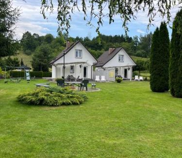 Uherce Mineralne House | Domki nad Stawem Uherce