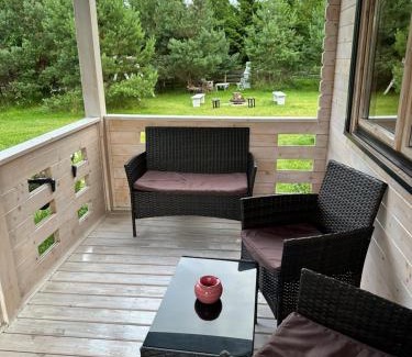 Jedwabno Apartment | Domki w brzozach