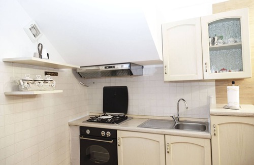 Pofi Apartment | Domus Essentia