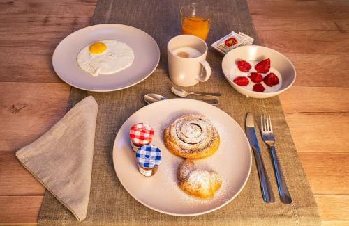Marcellise Bed & Breakfast | Domus MEA - Breakfast Included!