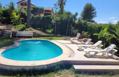 Turis House | Domus Valencia Apartamentos Casa con piscina privada a 30 minutos de Valencia