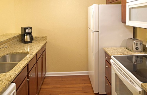 Berkeley Condo | Don't miss this! Fabulous Powhatan 2BDR/2BA. Great amenities. Near Busch Gardens