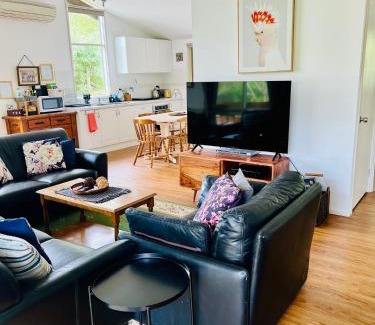 Don Valley House | Don Valley Lodge