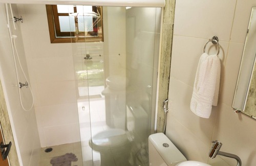 Centro Comercial House | Dona Florinha Space - Baepi Room