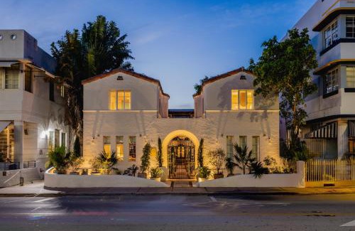 South Beach Hotel | Donatella Boutique Hotel