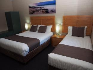 Dongara Hotel | Dongara Hotel Motel