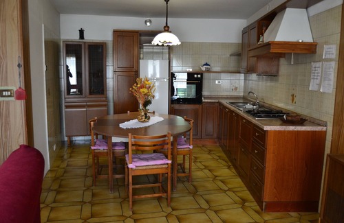 Grand Vert Apartment | Donnas: Apartment/flat - Donnas