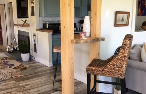Sandy Point Cottage | DON’T MISS OUT BEING ON THE WATER. Time to book FOR FALL