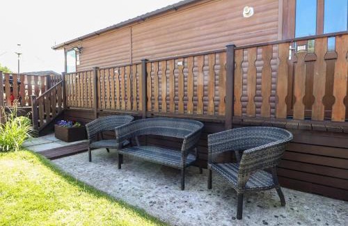 Warton House | Doormouse Lodge