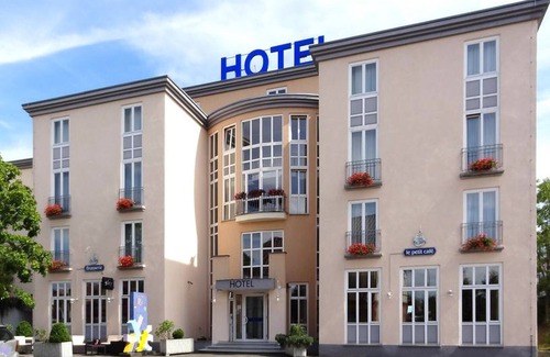 Gomaringen Apartment | Doppelzimmer mit Dusche und WC