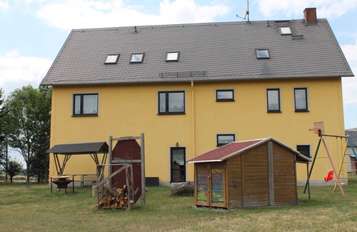 Pausa-Muhltroff Apartment | Doppelzimmer Nr 1 - Pension Monika
