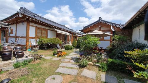 Gyeongju House | Dorandoran Guesthouse