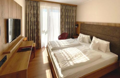 Maria Laach am Jauerling Hotel | Dorf Hotel Grüner Baum