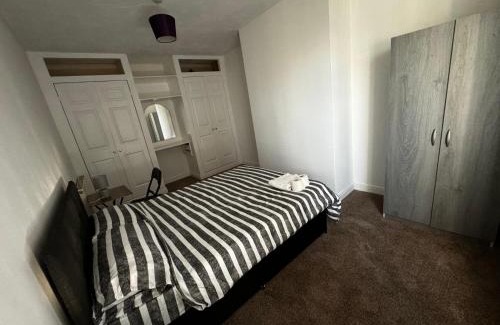 Accrington House | Double bed BW4 Accrington Burnley