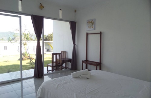 Kintamani Bed & Breakfast | Double Bedroom Pool View Gold Kintamani