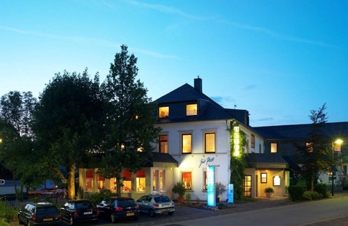 Kell am See House | Double for single use, shower/WC - Hotel-Restaurant Zur Post