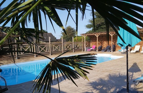 Calorguen Cottage | Double room-Comfort-Wet room-Garden view