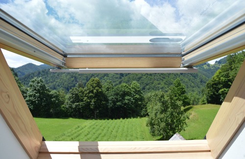 Lom pod Storzicem Apartment | Double room in the attic with external private bathroom