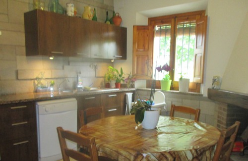 Bescano Cottage | DOUBLE ROOM NEAR THE AIRPORT