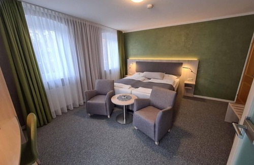 Bischofsgruen Bed & Breakfast | Double room, shower, WC, non-smoking - Verwöhn Pension Wiesengrund