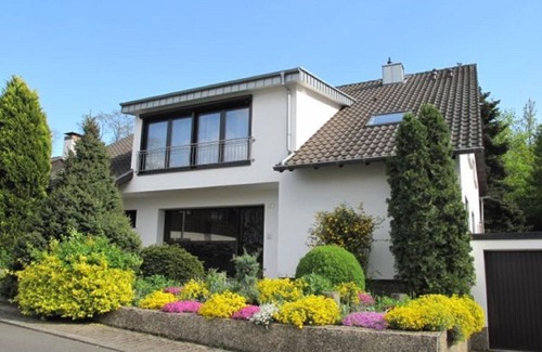 Saarlouis Apartment | Double room, shower, WC, 1 bedroom - Haus Anna