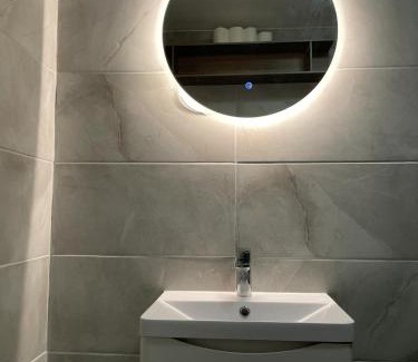 Southbourne House | Double Room with Deluxe Bathroom