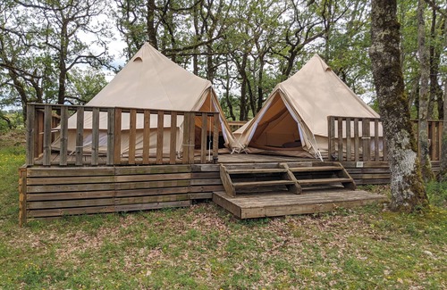 Laval House | DOUBLE TENTS FOR 4 PEOPLE IN THE HEART OF NATURE! Espace Orchidée!