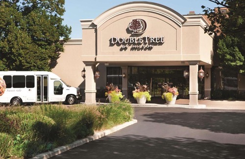 Alsip Hotel | DoubleTree by Hilton Chicago/Alsip