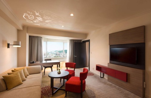 Okinawa Hotel | DoubleTree by Hilton Naha Shuri Castle