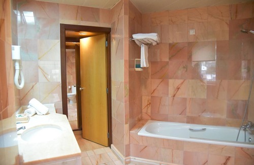 Caldas de Aregos Hotel | Douro Marina Hotel & SPA