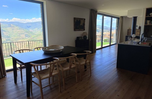 Bomfim Villa | Douro traditional Villa set on an exclusive location.