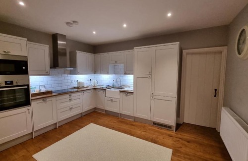 Hartington House | Dove View Hartington: luxury 3 bed cottage